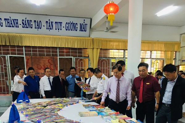 Khánh Hòa: Hội Báo Xuân 2023 quy tụ gần 2.000 ấn phẩm báo chí - Anh 1