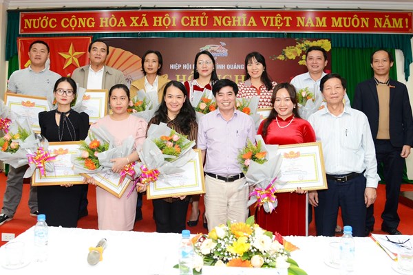 Quảng Ngãi: Lấy du lịch biển đảo và văn hóa lịch sử làm sản phẩm chủ đạo để thu hút du khách - Anh 2