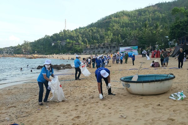 Bình Định: Ngành Du lịch phấn đấu đạt doanh thu hơn 16.000 tỉ đồng trong năm 2023 - Anh 3