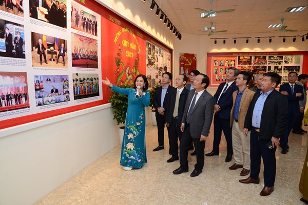 Hải Dương: Triển lãm mừng Đảng, mừng Xuân và Hội báo Xuân Quý Mão 2023 - Anh 1