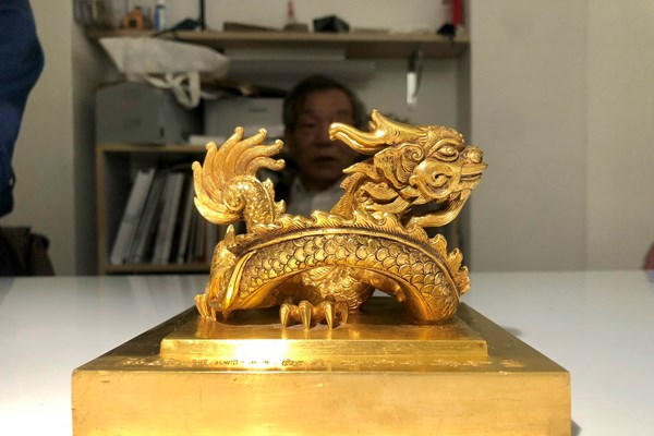 Những chiếc ấn vàng vô giá - Anh 1