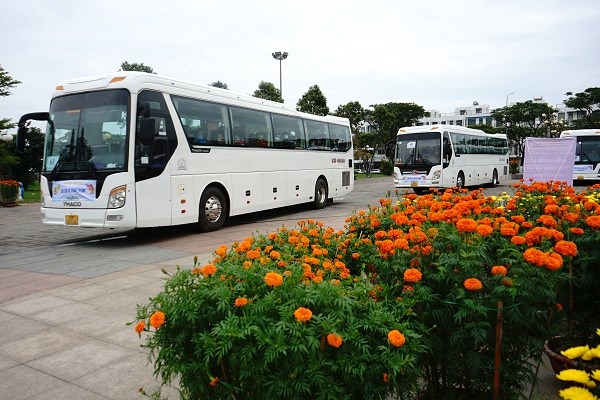 Đà Nẵng: Ấm áp hành trình hồi hương trên những “Chuyến xe Công đoàn” - Anh 4