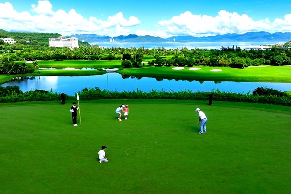Du lịch golf - Tận hưởng từng khoảnh khắc - Anh 1