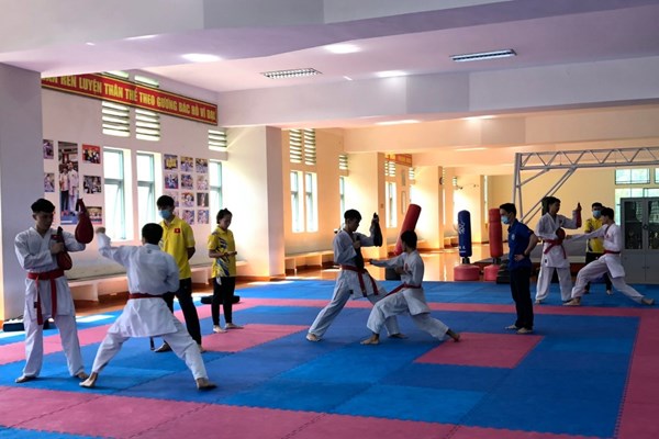 Bắt đầu hành trình mới - Anh 1
