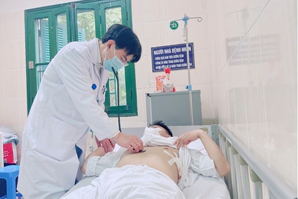 Liên tiếp các ca nhập viện liên quan đến bệnh tim mạch gây tử vong nhanh - Anh 1