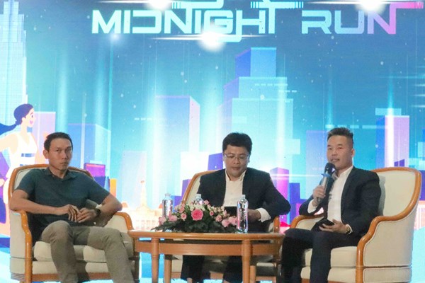 TP.HCM sẽ tổ chức giải chạy về đêm gây quỹ cho người nghèo - Anh 1
