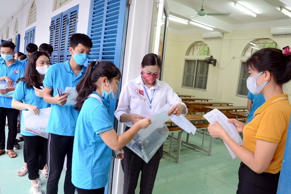 Kỳ thi tốt nghiệp THPT năm 2023 dự kiến tổ chức vào tháng 7 - Anh 1