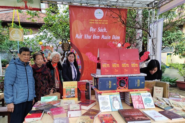 Triển lãm “Kinh sách Phật giáo” - Anh 3