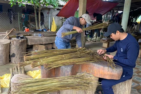 Nâng tầm thương hiệu rượu cần của đồng bào Hrê - Anh 4