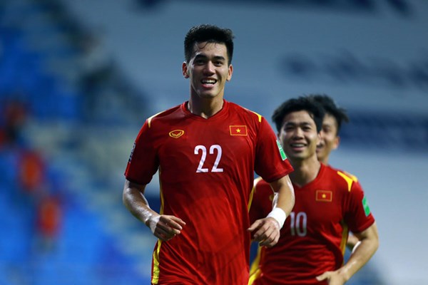 Tiến Linh xếp thứ 29 ở cuộc bầu “Cầu thủ xuất sắc nhất châu Á” 2022 - Anh 1