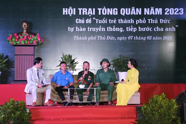 TP.HCM: Hơn 4.700 tân binh lên đường nhập ngũ - Anh 4