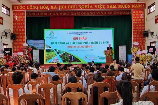 Kon Tum: Tìm hướng đi cho du lịch ở “thủ phủ” sâm Ngọc Linh - Anh 1