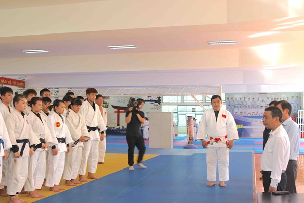 Tạo điều kiện tốt nhất cho các HLV, VĐV tập luyện để tham dự SEA Games 32 - Anh 9