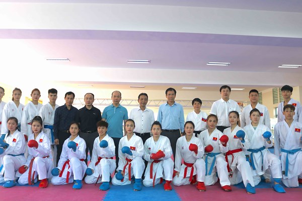 Tạo điều kiện tốt nhất cho các HLV, VĐV tập luyện để tham dự SEA Games 32 - Anh 10