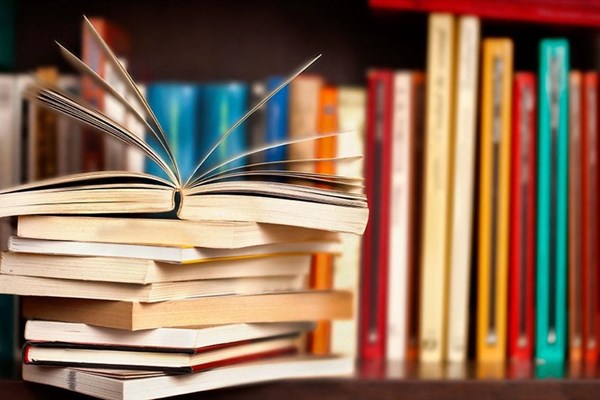 Nghiên cứu, tổng hợp, công bố các tác phẩm văn học vì sự nghiệp cách mạng của Đảng - Anh 1