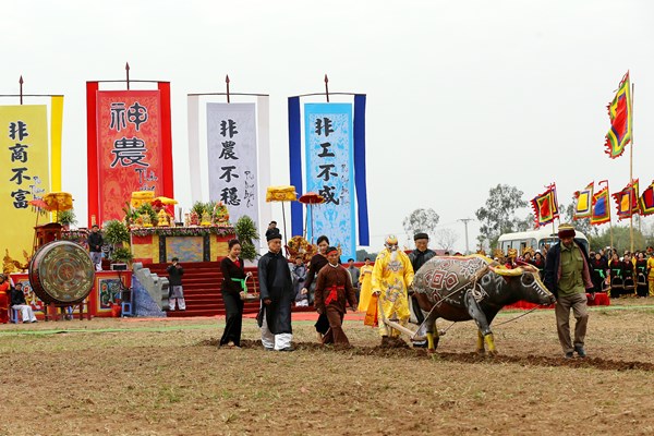Lễ hội đã không còn nhiều “điểm nóng” - Anh 1