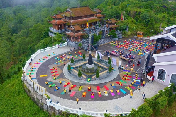 Màn đồng diễn tại Thung lũng hoa hồng lớn nhất Việt Nam - Anh 2