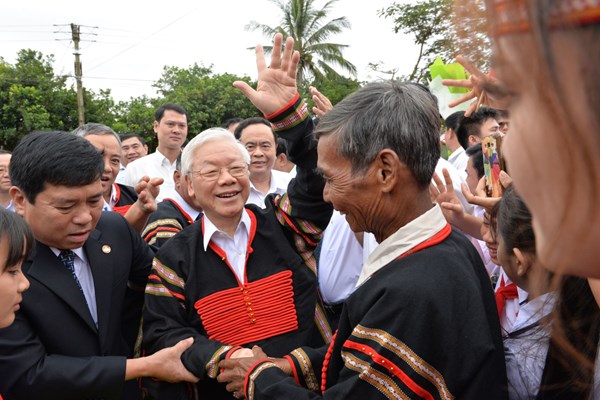 Phim tài liệu 80 năm Đề cương về văn hóa Việt Nam: Khẳng định sứ mệnh “văn hóa soi đường cho quốc dân đi” - Anh 2