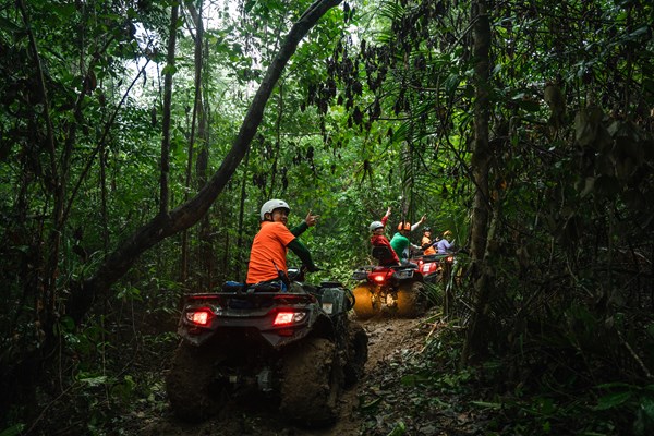 Quảng Bình: Khai trương tour du lịch 