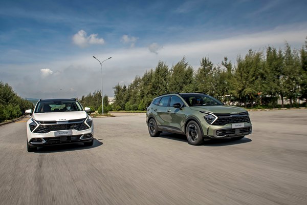 Thaco Auto công bố giá bán mới và tăng ưu đãi cho các dòng xe Kia và Mazda - Anh 2