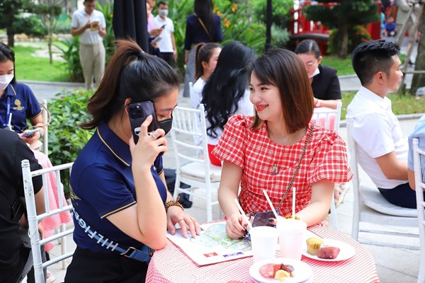 Khách hàng “xiêu lòng” khi tham dự tiệc trà đậm chất Nhật tại Vinhomes Grand Park - Anh 3