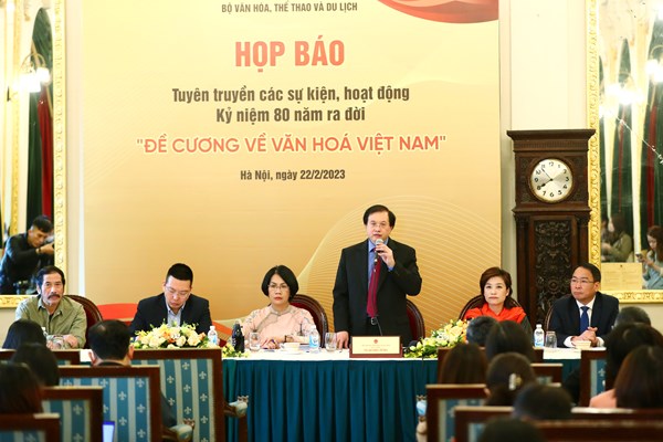 Tạo động lực để văn hóa thực sự là ngọn đuốc  “soi đường cho quốc dân đi” - Anh 2