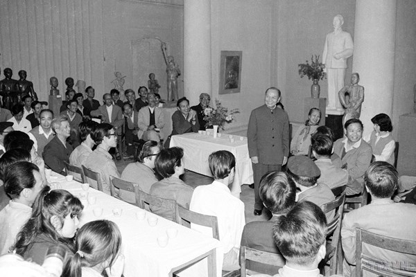 Tính tiên phong và những bài học lịch sử của một bản Đề cương - Anh 1
