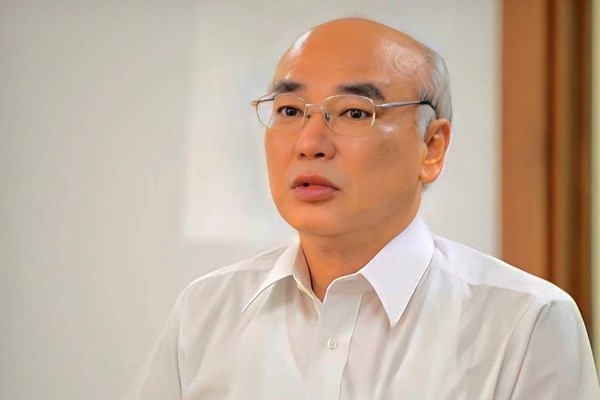 Để giá trị của Đề cương trường tồn cùng dân tộc - Anh 11