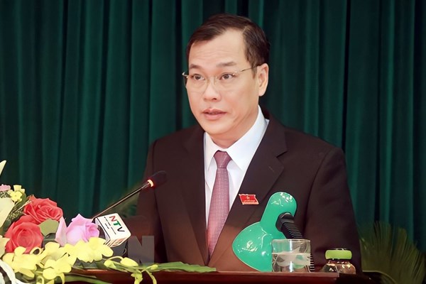 Để giá trị của Đề cương trường tồn cùng dân tộc - Anh 8