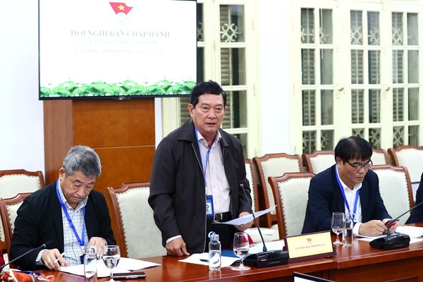 Bộ trưởng Nguyễn Văn Hùng: 