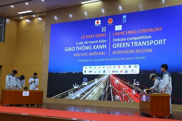 Sinh viên tranh biện về giao thông xanh - Anh 1