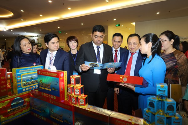 Tháng 2.2023, Khánh Hòa đón 230.000 lượt khách lưu trú - Anh 3