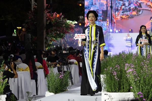 Lễ hội Áo dài TP. HCM lần thứ 9 - Anh 4