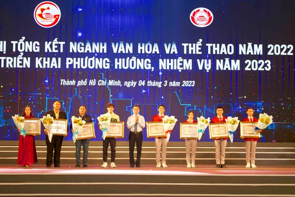 Thành tích của ngành Văn hoá và Thể thao TP.HCM trong năm qua là rất ấn tượng - Anh 7