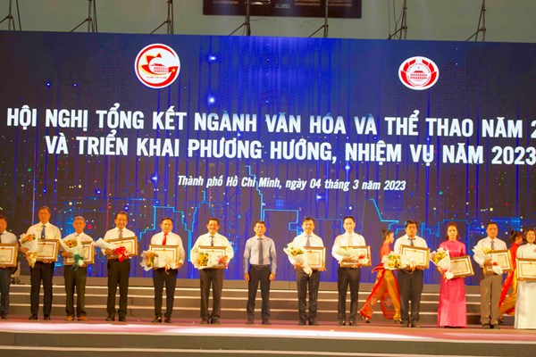 Thành tích của ngành Văn hoá và Thể thao TP.HCM trong năm qua là rất ấn tượng - Anh 8