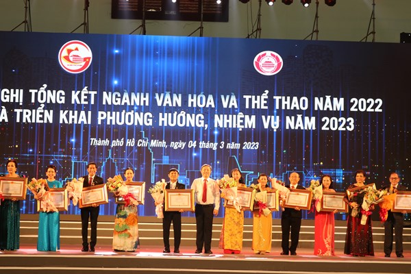 Thành tích của ngành Văn hoá và Thể thao TP.HCM trong năm qua là rất ấn tượng - Anh 6