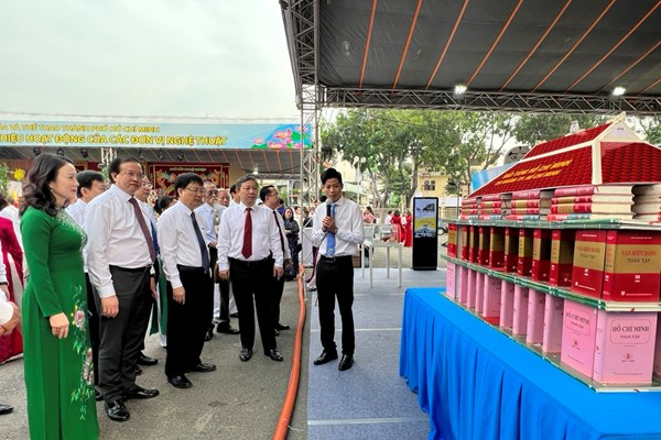Thành tích của ngành Văn hoá và Thể thao TP.HCM trong năm qua là rất ấn tượng - Anh 2