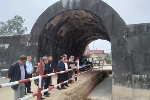 Giải mã kỹ thuật xây dựng bốn cổng Thành nhà Hồ - Anh 2