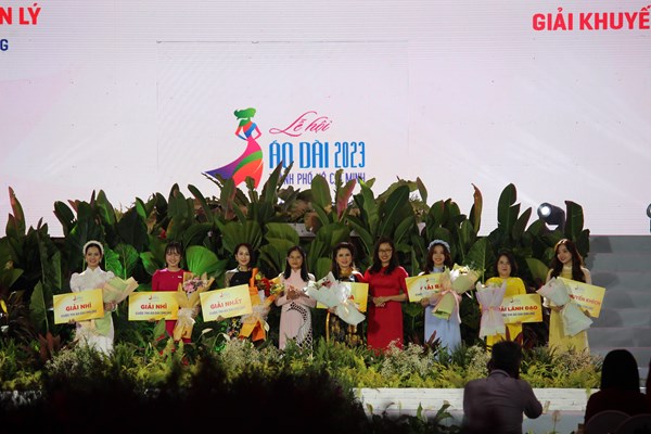 Chung kết cuộc thi Duyên dáng áo dài TP.HCM lần 9 - Anh 3