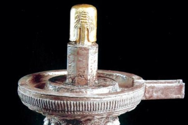 Bằng cách nào đưa cổ vật Việt Nam về nước? (Bài 1): Thử nhận diện cổ vật Việt Nam ở nước ngoài - Anh 2
