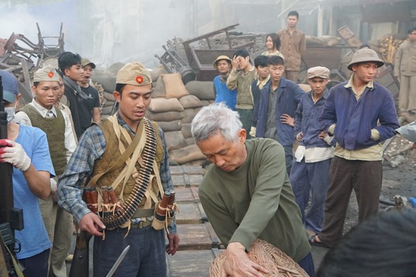 Phim nhà nước đặt hàng Đào, phở và piano: Bản hùng ca Hà Nội mùa đông năm 1946 - Anh 1
