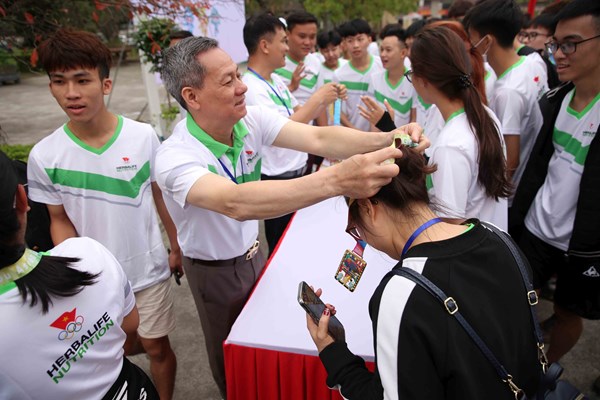 1.500 người tham gia Ngày chạy Asian Games Fun Run - Anh 2