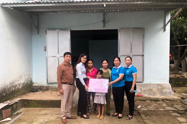 Ấm áp từ chương trình “Mẹ đỡ đầu” - Anh 1