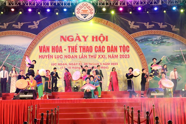 Tưng bừng ngày hội Văn hóa-Thể thao các dân tộc huyện Lục Ngạn - Anh 3