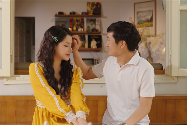 Xao xuyến lời bài hát “Kẹp tóc màu xanh” - Anh 1