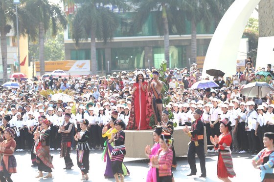 Cà phê Ban Mê lan toả năm châu - Anh 7