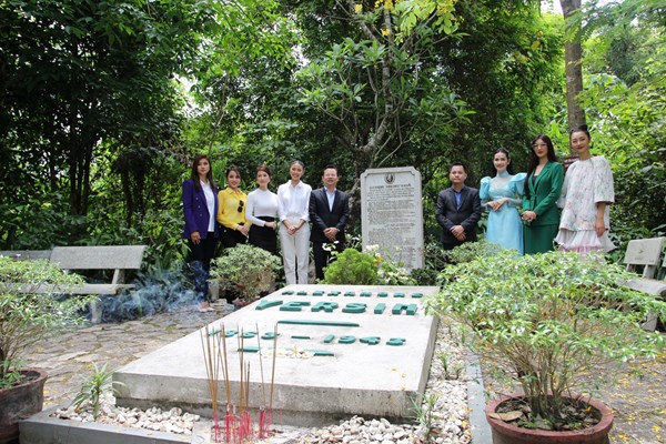 Thăm Bảo tàng Yersin - Anh 2