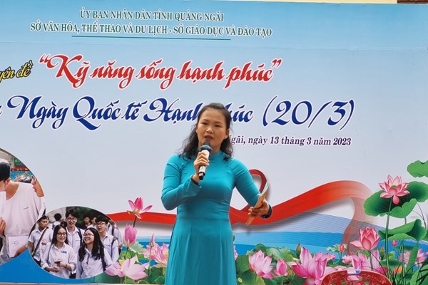 Nói chuyện chuyên đề “Kỹ năng sống hạnh phúc” chào mừng Ngày Quốc tế hạnh phúc - Anh 3