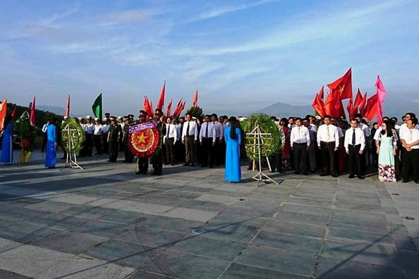 Tưởng niệm 64 chiến sĩ Hải quân hy sinh bảo vệ Gạc Ma - Anh 1