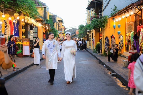 Hội An – Tình yêu nơi tôi đến - Anh 10